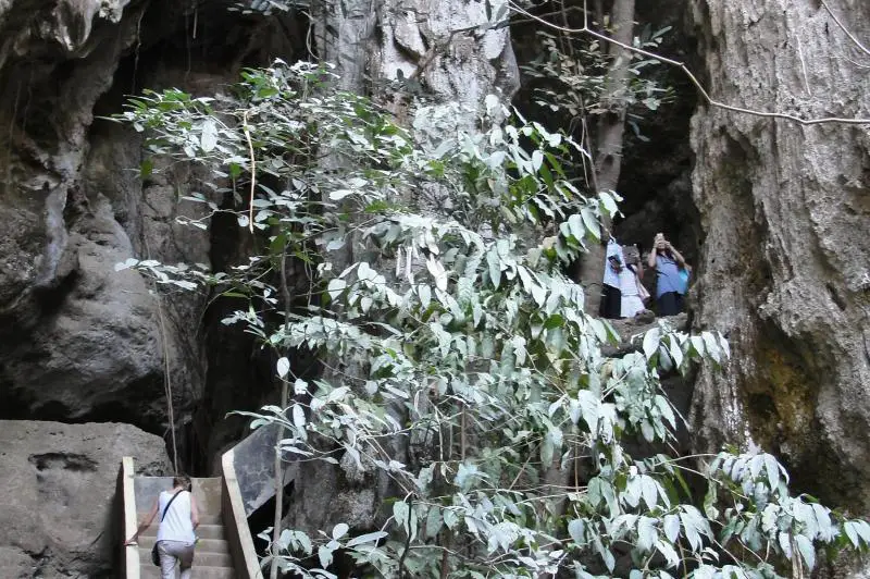 Adventures in Indonesia: Visit Batu Cermin Cave/Mirror Cave