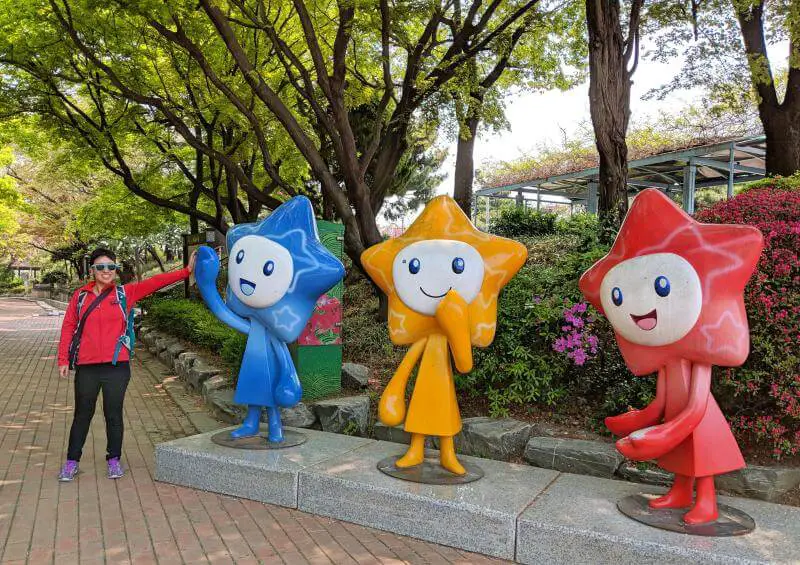 Incheon, South Korea One Day: Adorable Star Shaped Statues