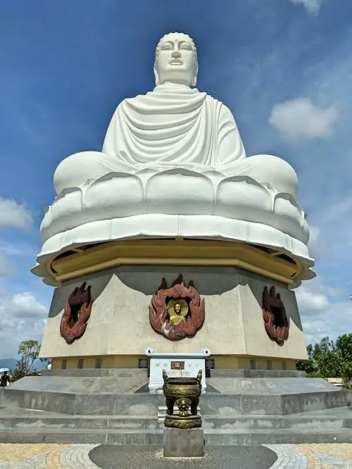 Nha Trang 3 Day Itinerary: Long Son Pagoda