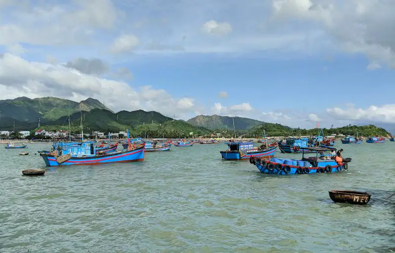 Nha Trang 3 Day Itinerary: Visit the Vinh Luong Fishing Village