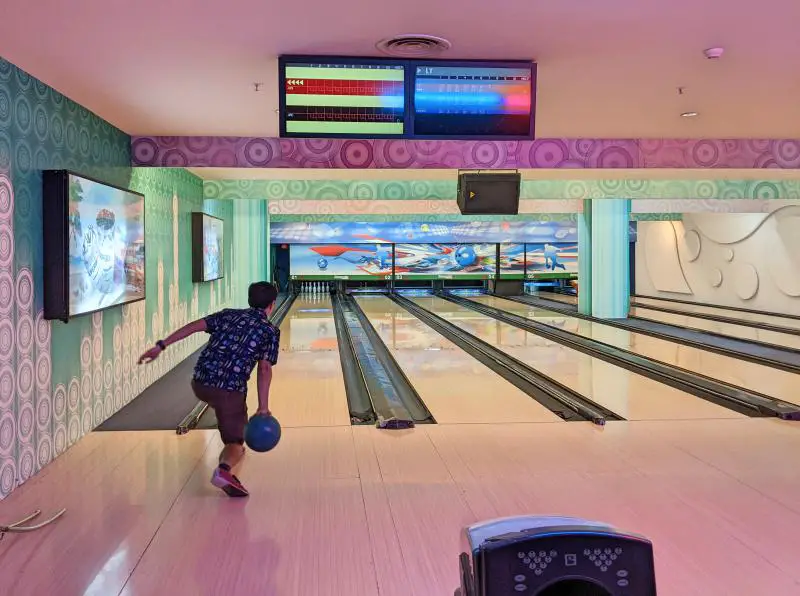 Justin from Life Of Doing tests his bowling skills. Bowling is a great alternative when it is raining in Ho Chi Minh City. Check out the Superbowl Vietnam to go bowling.