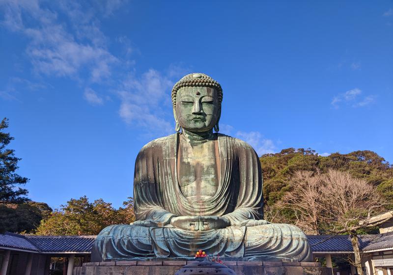 One of the major attractions in Kamakura is to see the Great Buddha at the Kotokuin Temple.