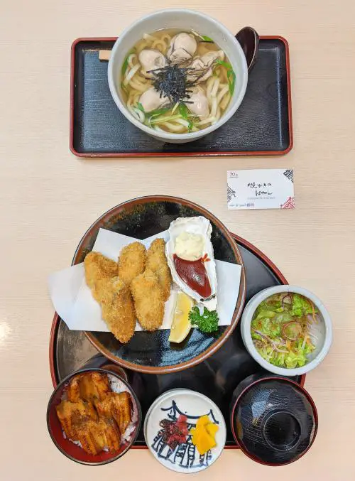 Try fresh oysters when you on Miyajima Island, Japan. At Yagayaki no Hiyashi there are meals such as fried oysters and udon with boiled oysters.
