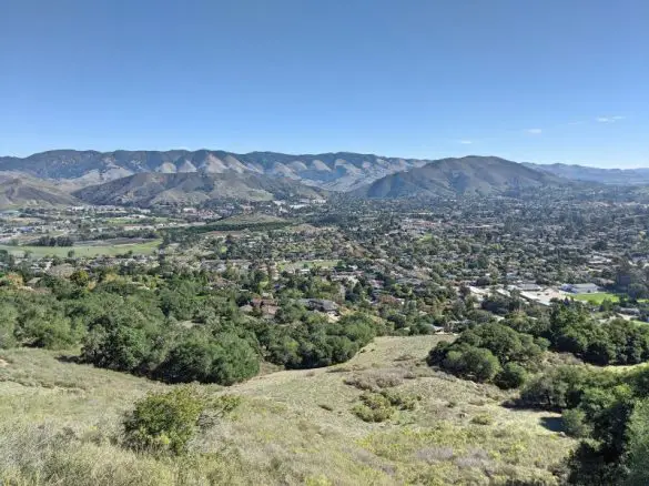 Clear view of San Luis Obispo city and the mountains when visiting for the weekend.