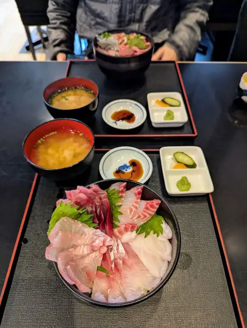 Seafood bowls with fresh sashimi on top of rice at Donbei, one of the restaurants at Shimizu Fish Market